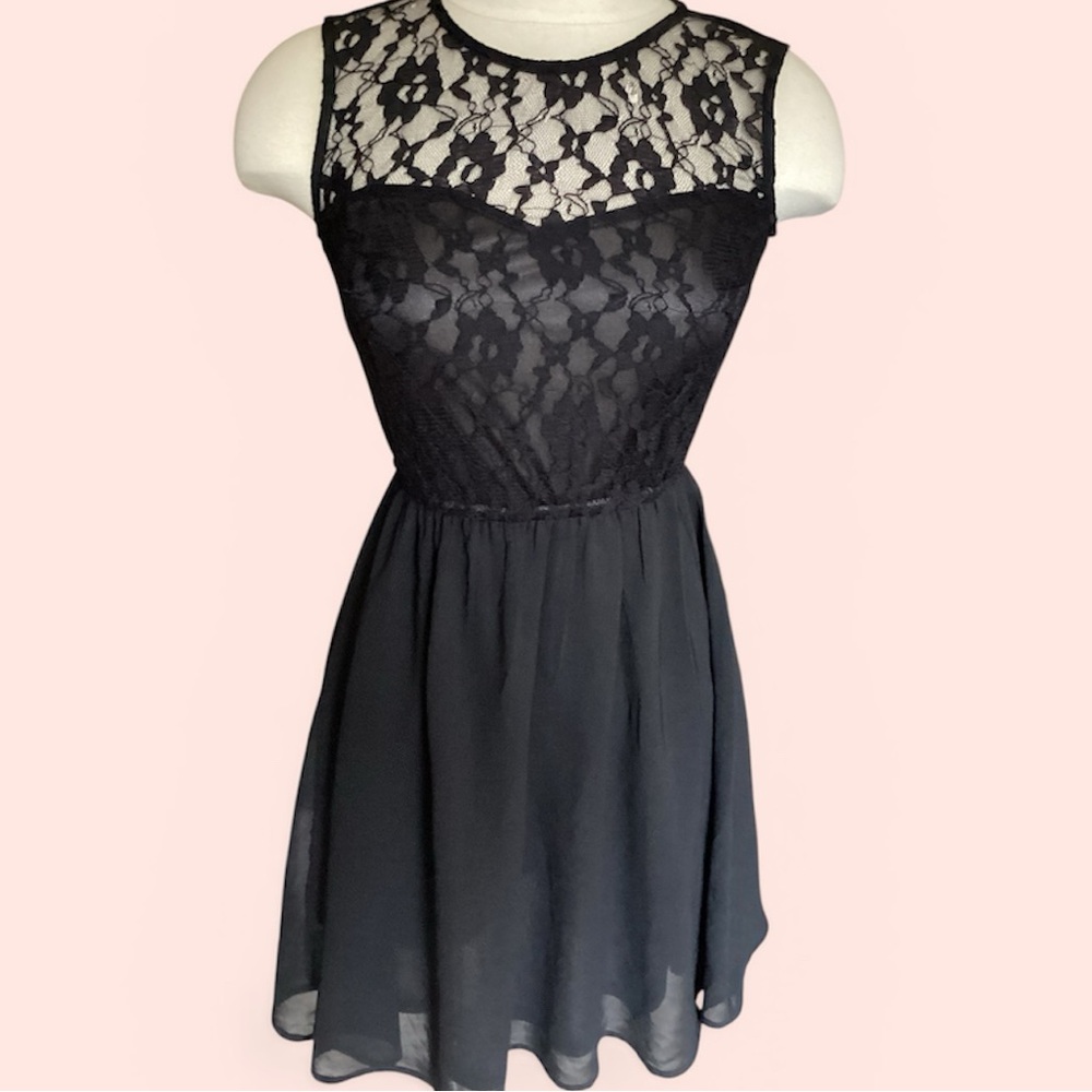 Black Lace Bodice Chiffon Skirt Women's Dress
